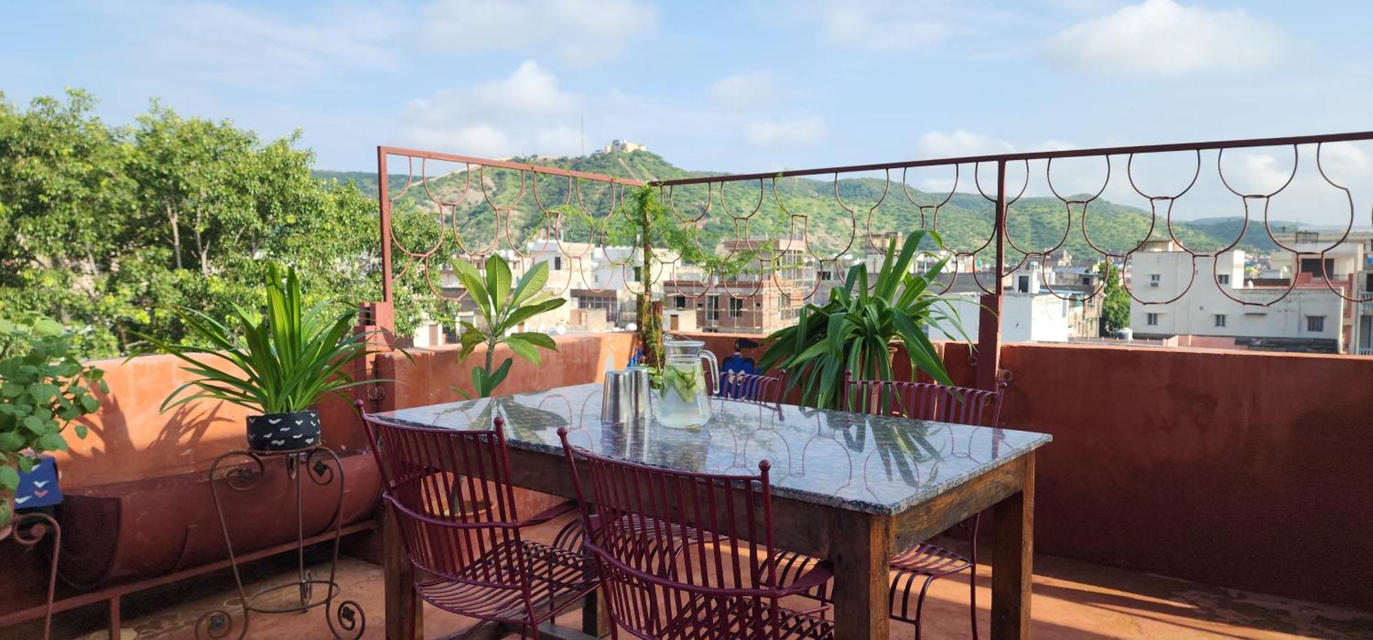 Chillout - A Boutique Hotel & Rooftop Restaurant Jaipur Exterior foto